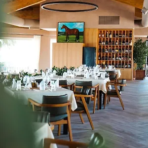 Agroturizem Kodra E Kuajve Resort Škalngur